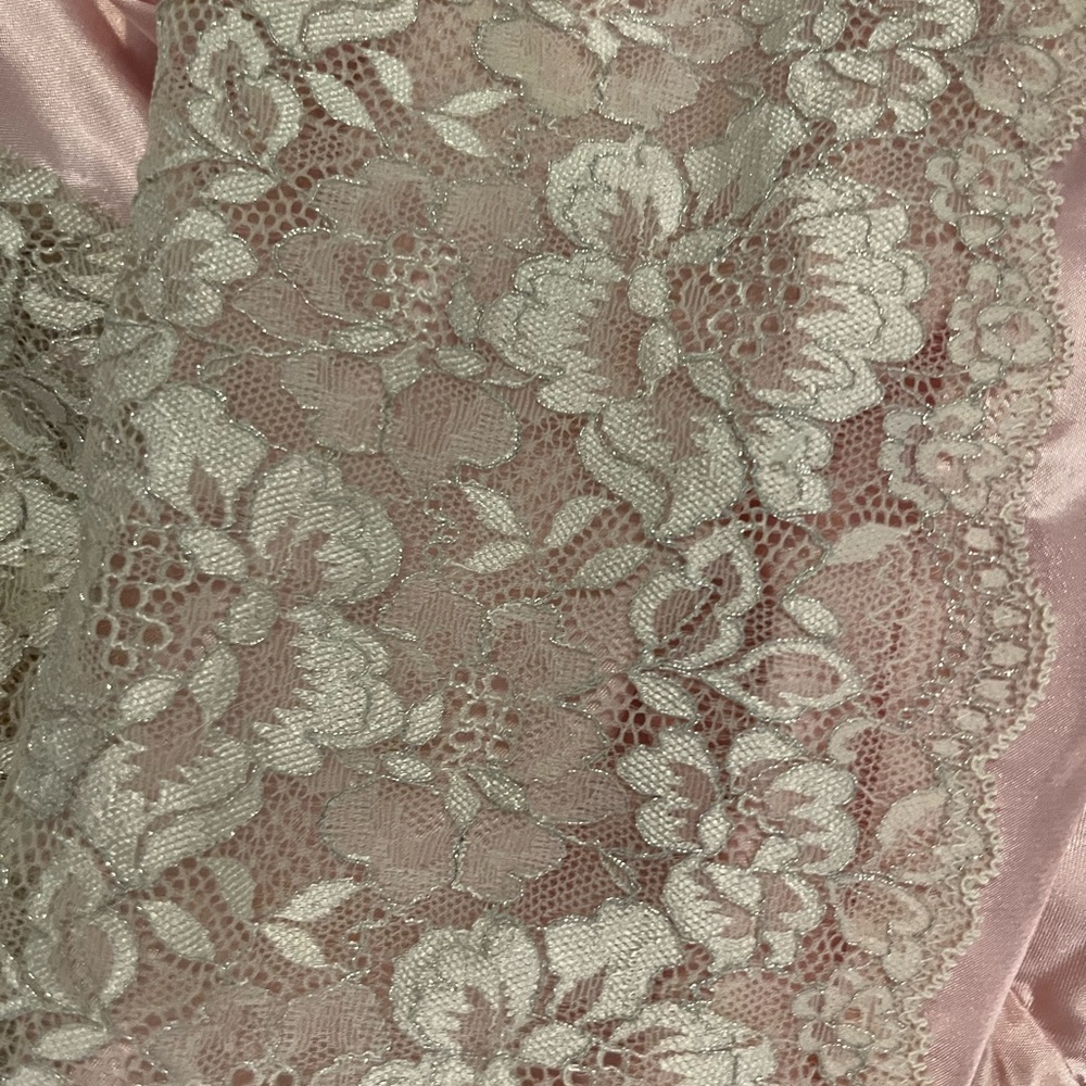 Night Robe - Picture 2 of 3